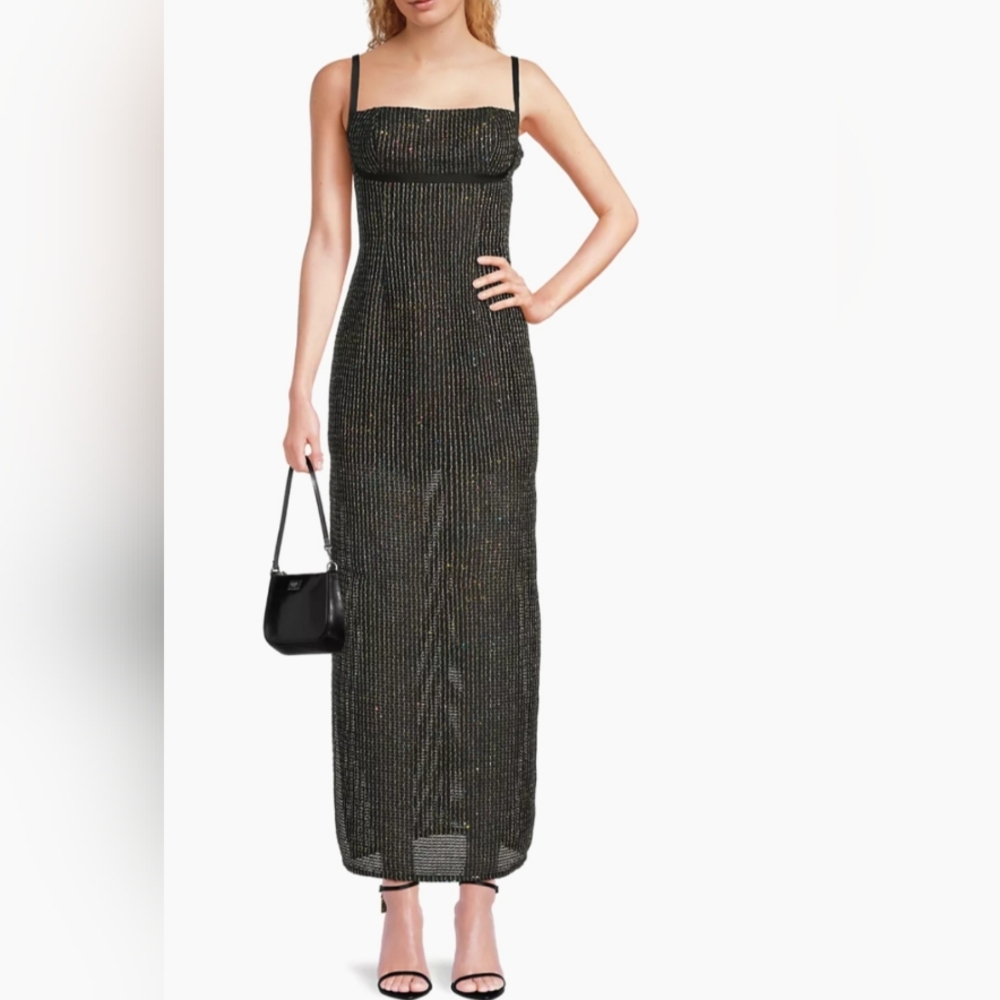 Elegant Black Maxi Dress - Picture 2 of 5
